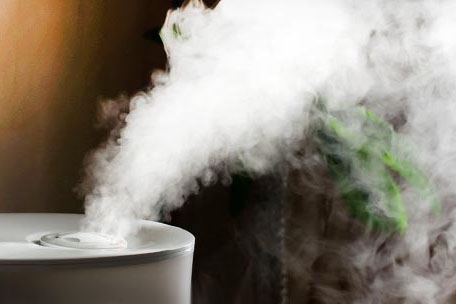 對抗梅雨季節(jié)潮濕，家用除濕機為您解決煩惱！